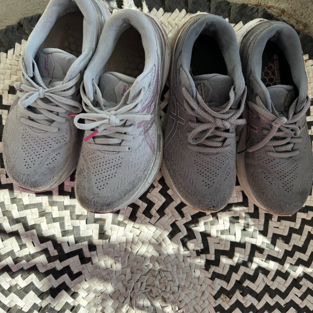 ASICS  Wome Running Shoes Gel Gray Navy Sz 8 Bundle of Three GREAT DEAL! - Picture 10 of 13